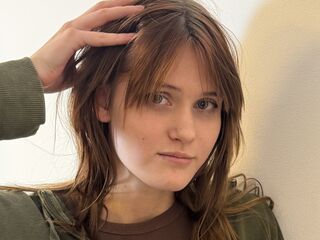naked camgirl masturbating IsidraKolby