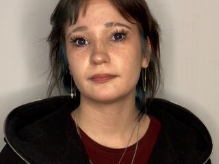 naked camgirl fingering pussy JanethPontoriero