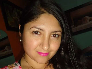 cam girl playing with vibrator JasmineJaramillo