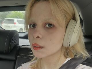 naked camgirl picture JillianOng