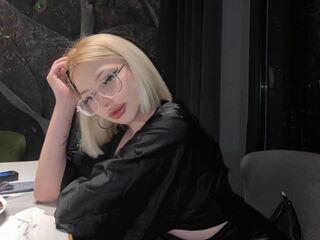 camgirl playing with sextoy JuliaBase
