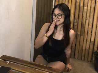 livesex cam girl KallyVillar