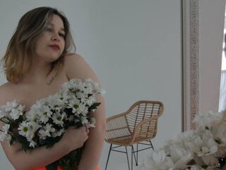nude gamgirl KarenRayy