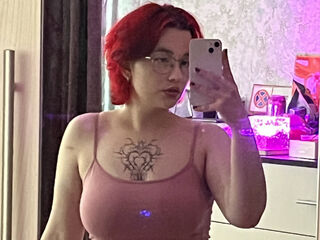 camgirl showing tits KarissaParkman