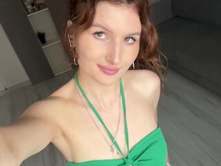 voyeur web cam KarmenZeinert
