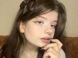 camwhore nude KarolynBerendzen
