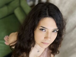 girl showing tits KatrinLindsey