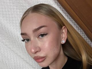 hot camslut KellyHilles