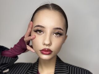 chat room picture KileyConstantin