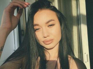 camgirl playing with vibrator KimikoBardach