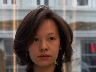 naked camgirl LauretteBumba