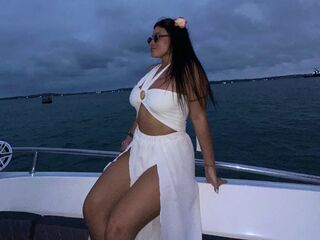 naughty camgirl masturbating with dildo LeilaCole