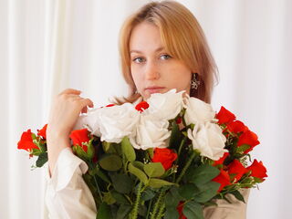 free nude web cam LeilaDenner