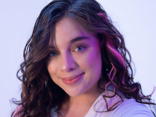 masturbating girl LenaMontes
