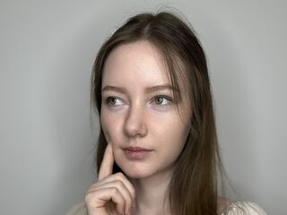mastubating web cam girl LinaBrossardie