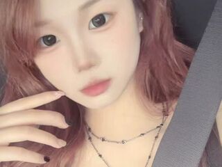 girl webcam LisaMarora