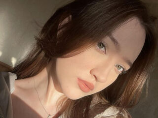 sexy camgirl picture LisanBrown