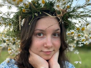 naked girl with cam masturbating LolaFreeman