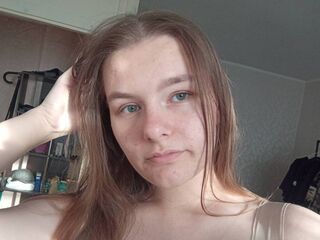 girl showing pussy LucilleDeinert