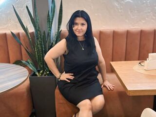free live cam chat LuisaMiller