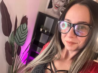 shaved pussy web cam LyannaAna