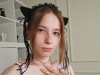 webcamstripper LynetteHeart