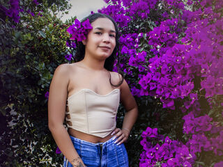 masturbating MailyCambell