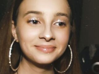 free live sexcam ManieLaverne