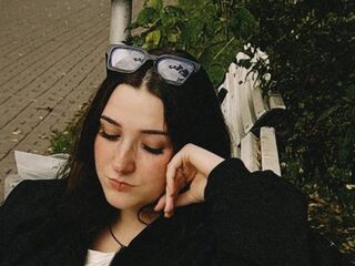 masturbating camgirl MargaretAlfaro