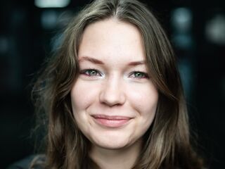 fingering cam whore MargertSpinoza