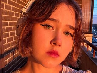 cam girl livecam MarilynSwinerton