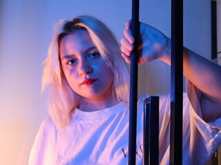 hot girl sex cam MicheleColeman