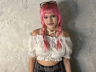 camgirl playing with dildo MikaVatashi