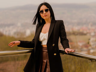 camgirl MiraJenson