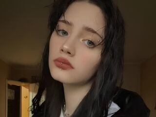 masturbating cam girl MyrtisHouzah