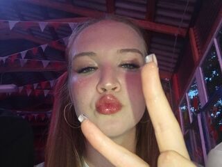 hot webcam video NelleCauthorne
