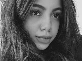 masturbating camgirl NinaKoval