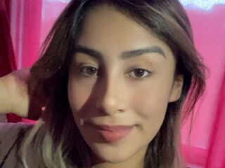 nude webcamgirl picture NovaQuenn