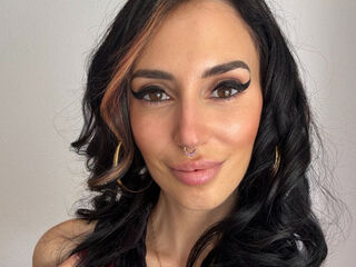 beautiful camgirl Oleander