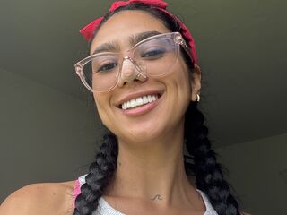 cam chat room OnlyVal
