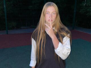 naked girl with webcam masturbating with sextoy PandoraPoteat