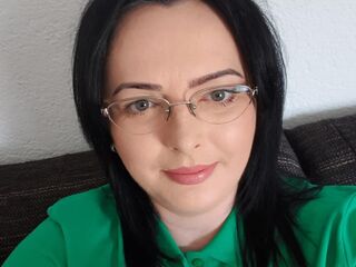 naughty cam girl fingering pussy Pansela