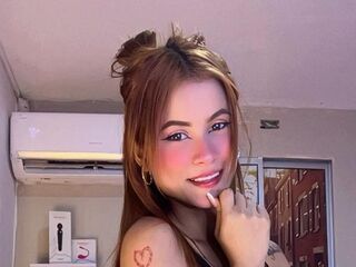 naughty cam girl masturbating with dildo PaulaVandic
