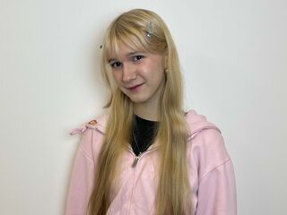 hot cam girl masturbating with vibrator RosalieHouman