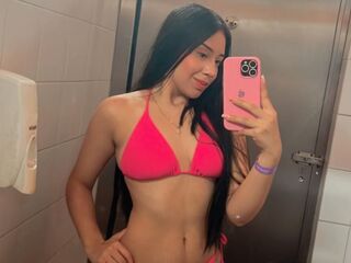 webcam babe chat room RoxanneBlair