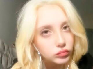 webcam pic RubiAntonakos