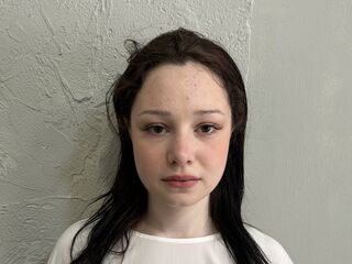 teaser web cam SallyMilton