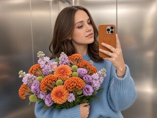girl webcamsex SetsukoColasurdo