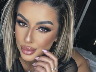 chat room sex webcam show SinnaRay