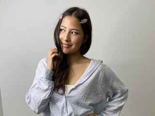 cam show SuzannHedtke